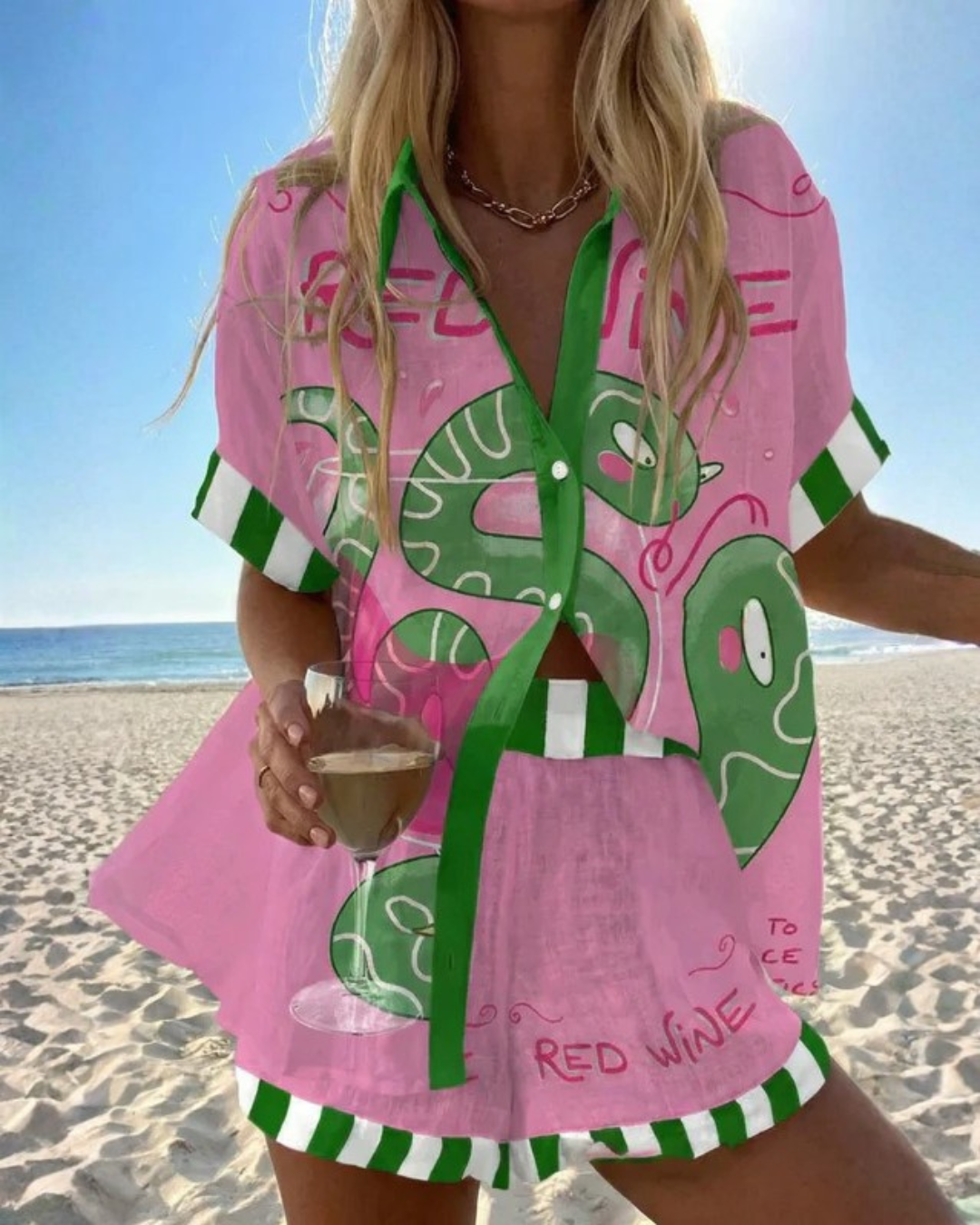 Serpentina | Conjunto veraniego audaz en tonos rosa vibrante y verde intenso