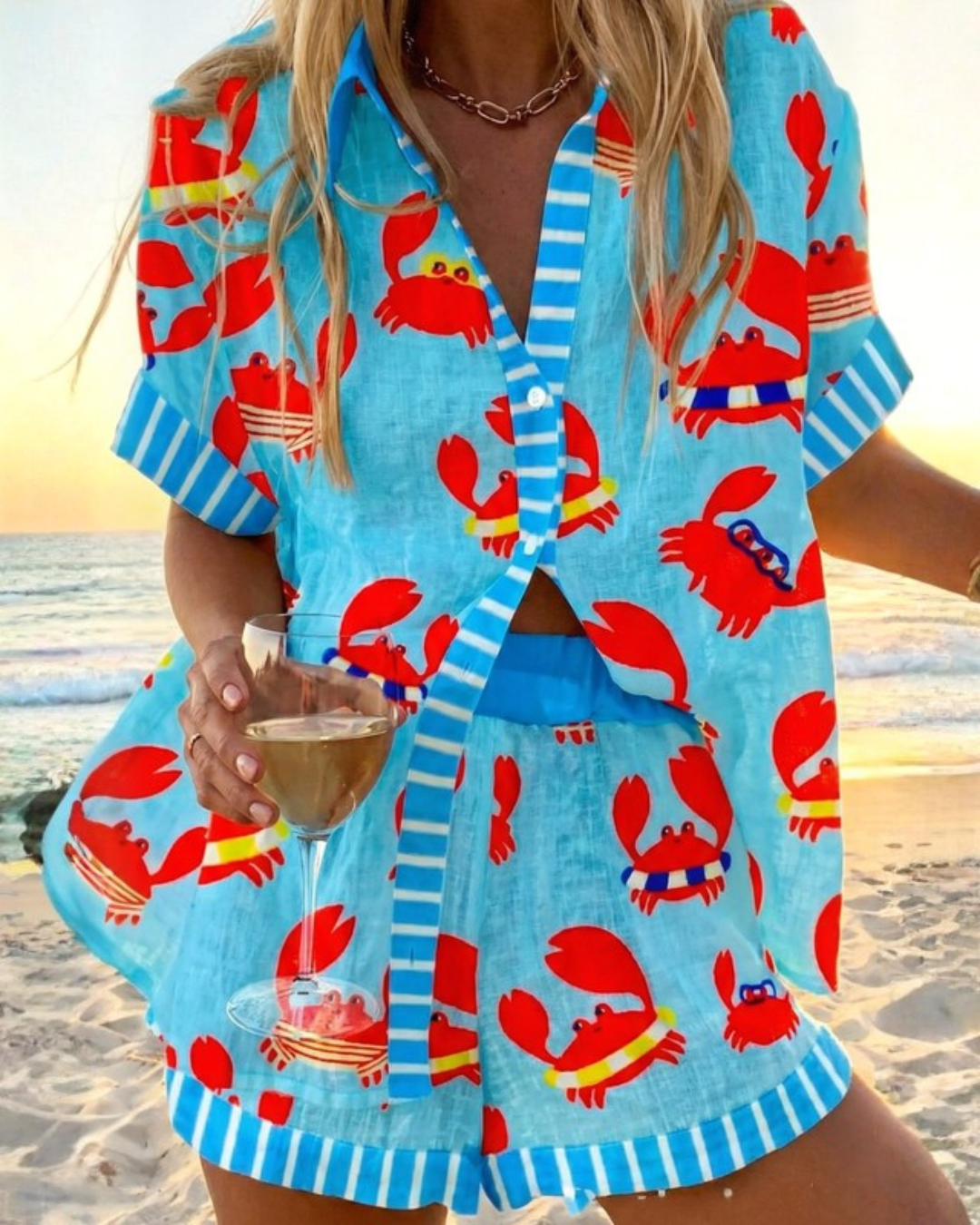 Maris | Conjunto veraniego divertido en tonos azul mar y rojo coral
