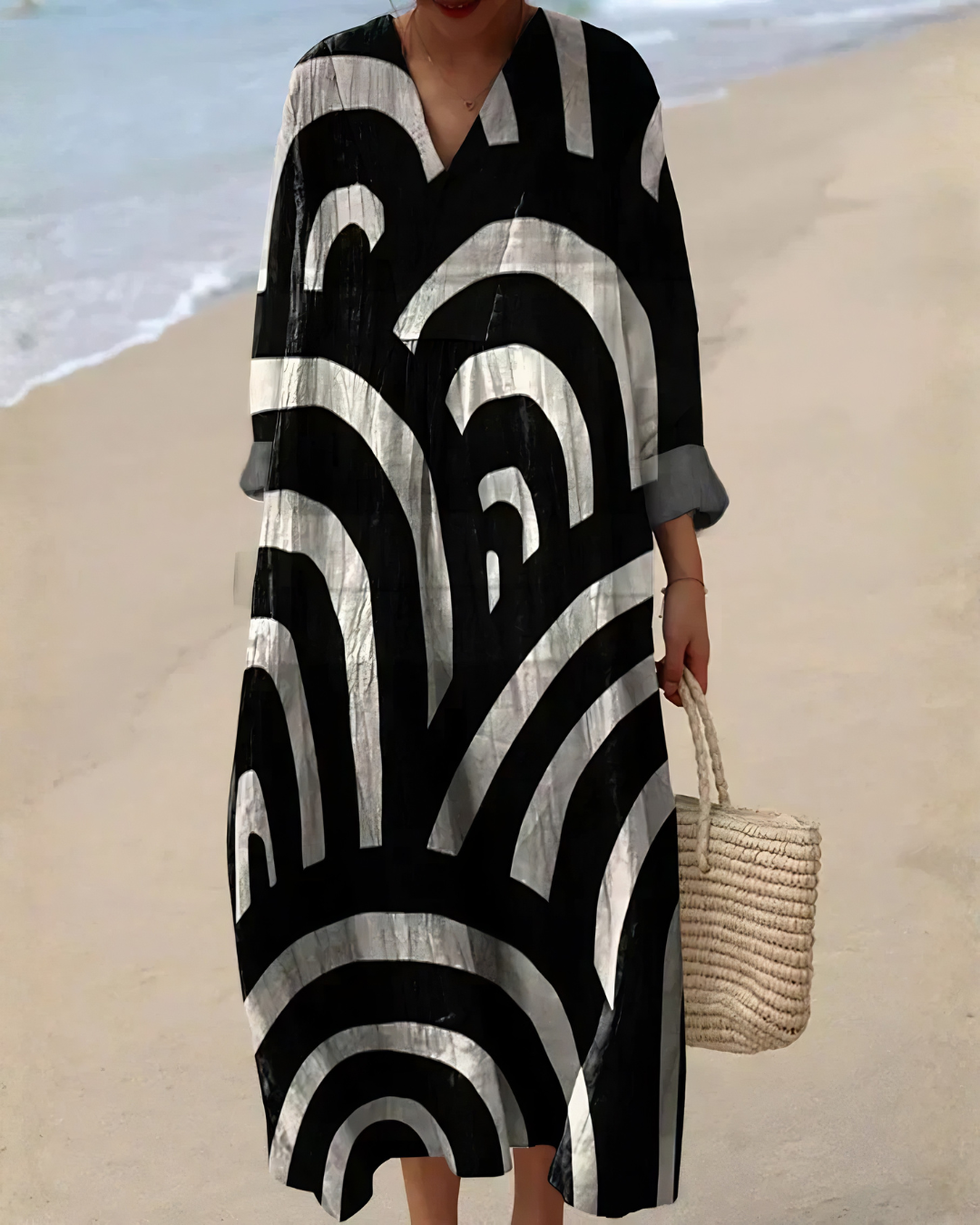 Sofía | Vestido midi negro con estampado abstracto moderno