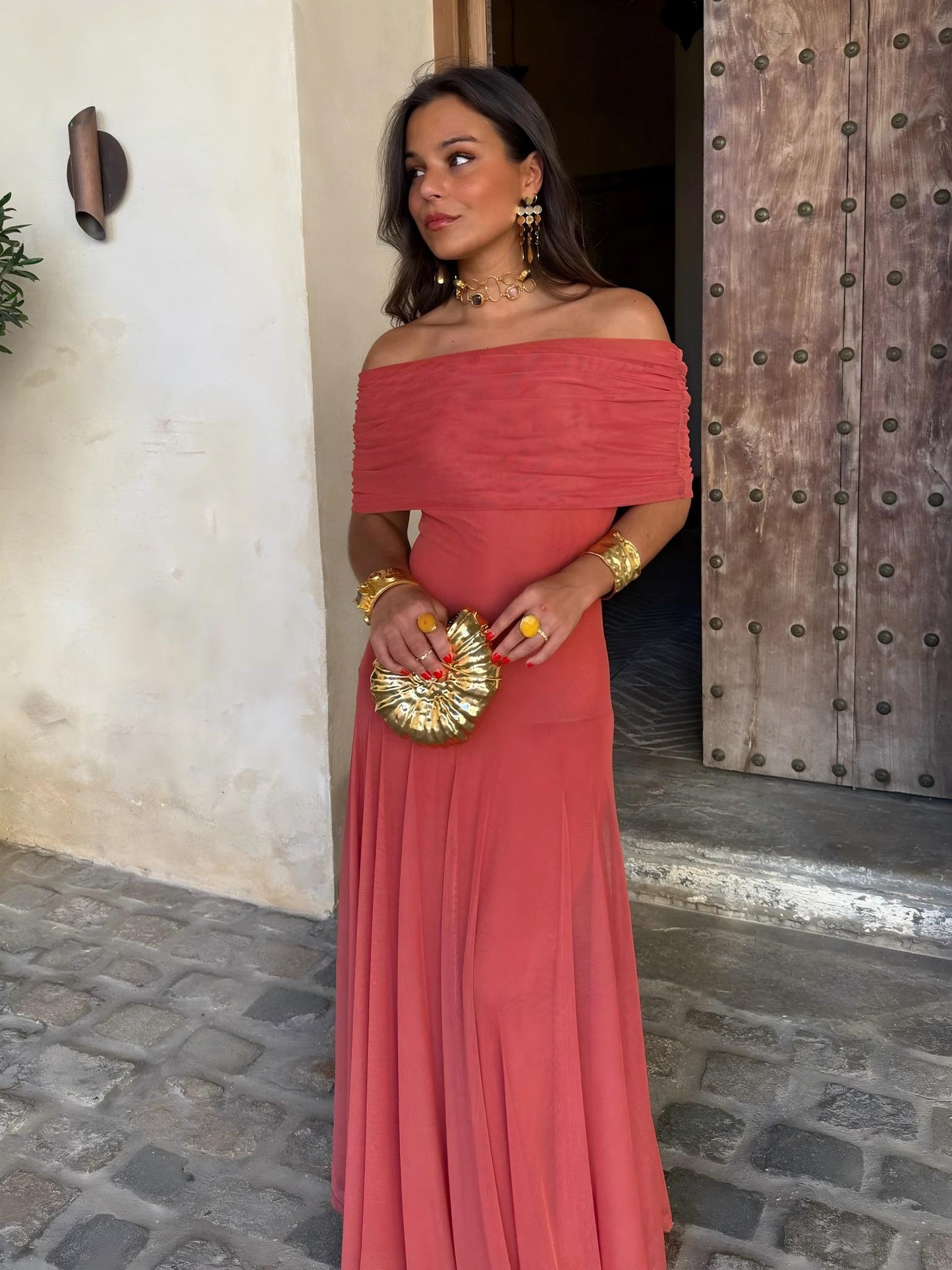 Alessia | Vestido fluido con escote bardot