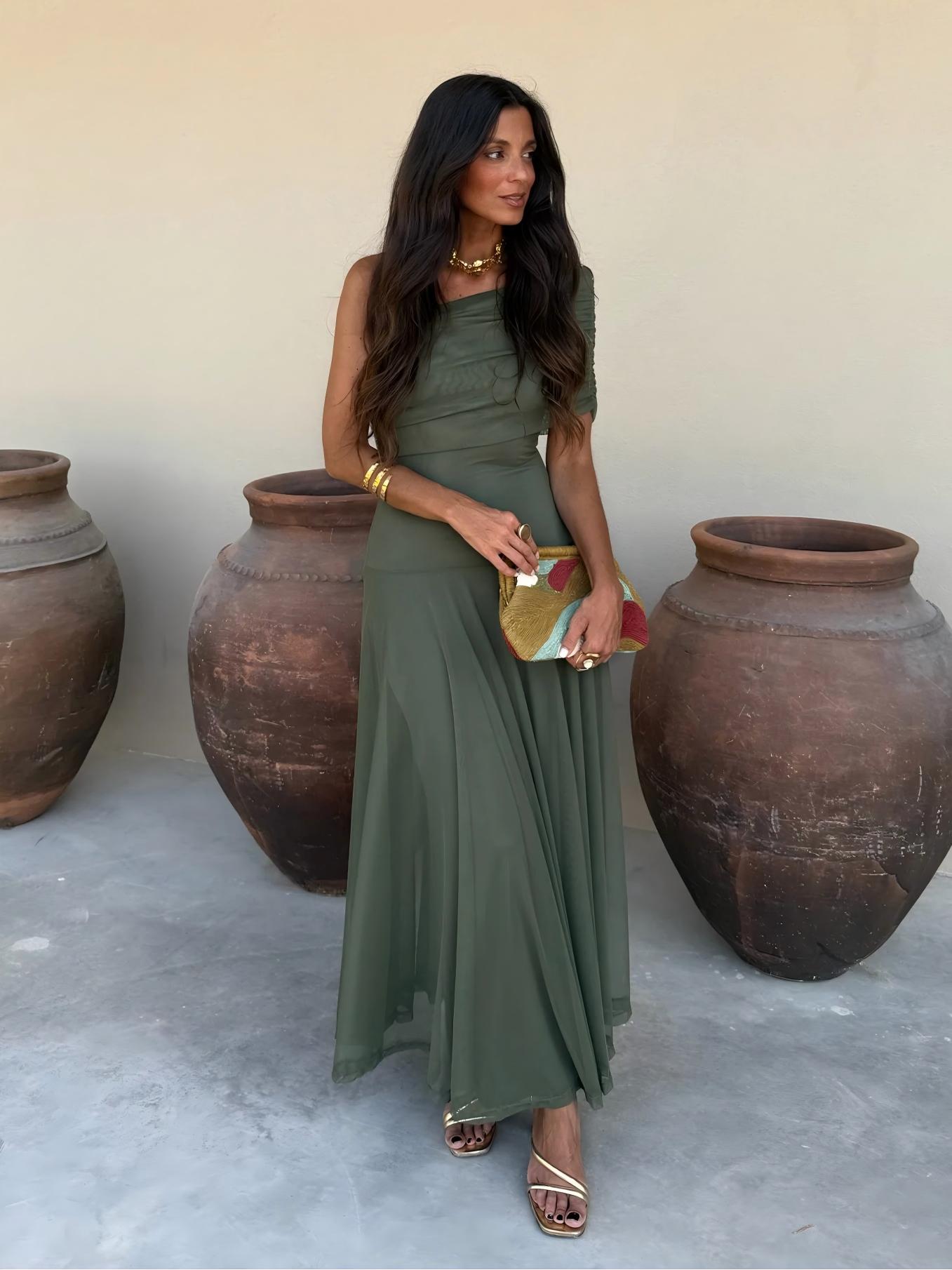 Alessia | Vestido fluido con escote bardot