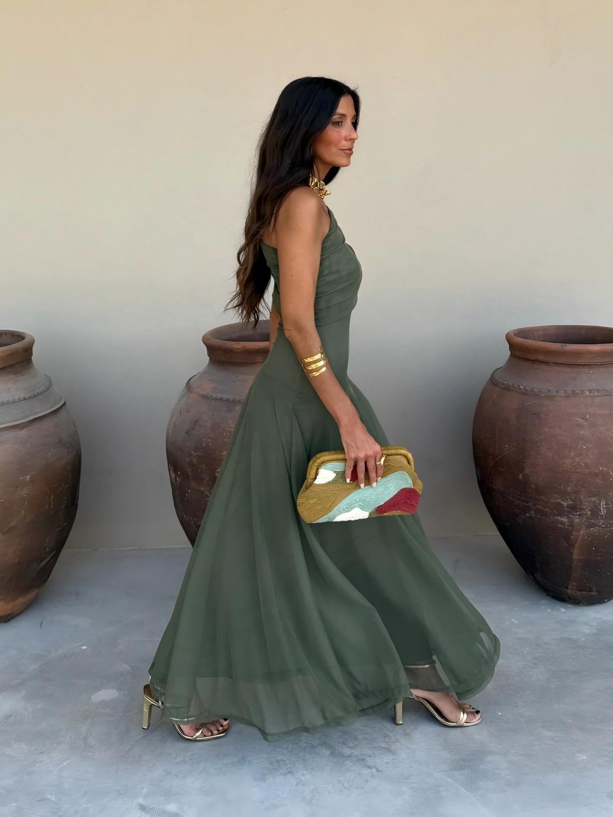 Alessia | Vestido fluido con escote bardot