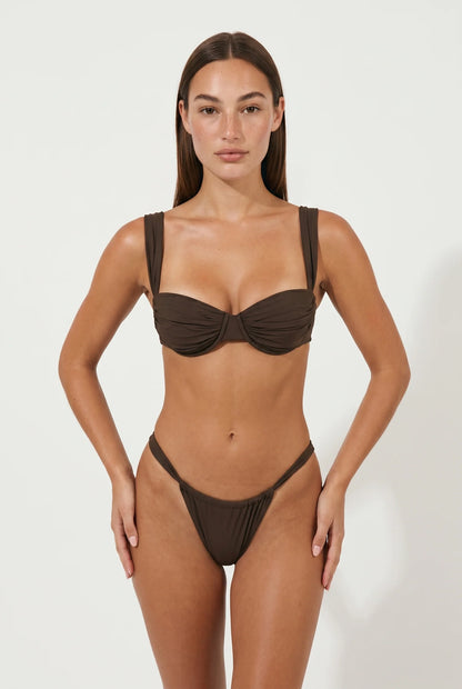 Conjunto de bikini Lola | Sujetador y braguita con fruncido de corte