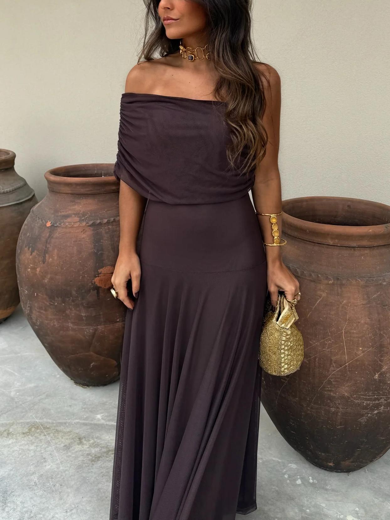 Alessia | Vestido fluido con escote bardot