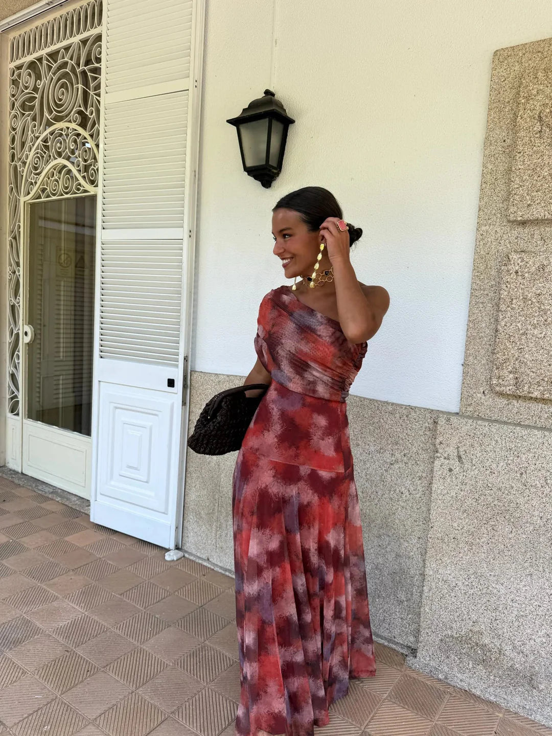 Alessia | Vestido fluido con escote bardot