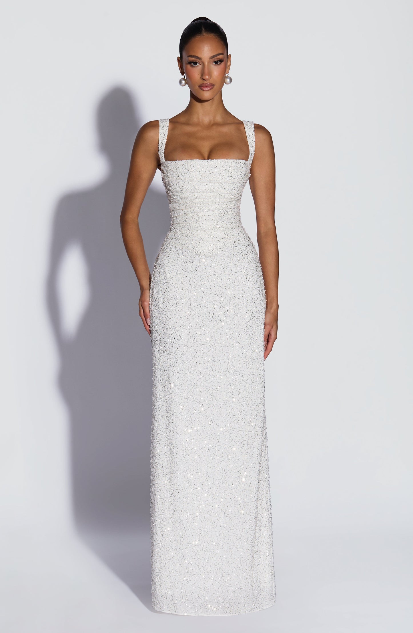 Nayara | Vestido largo blanco con marfil brillante