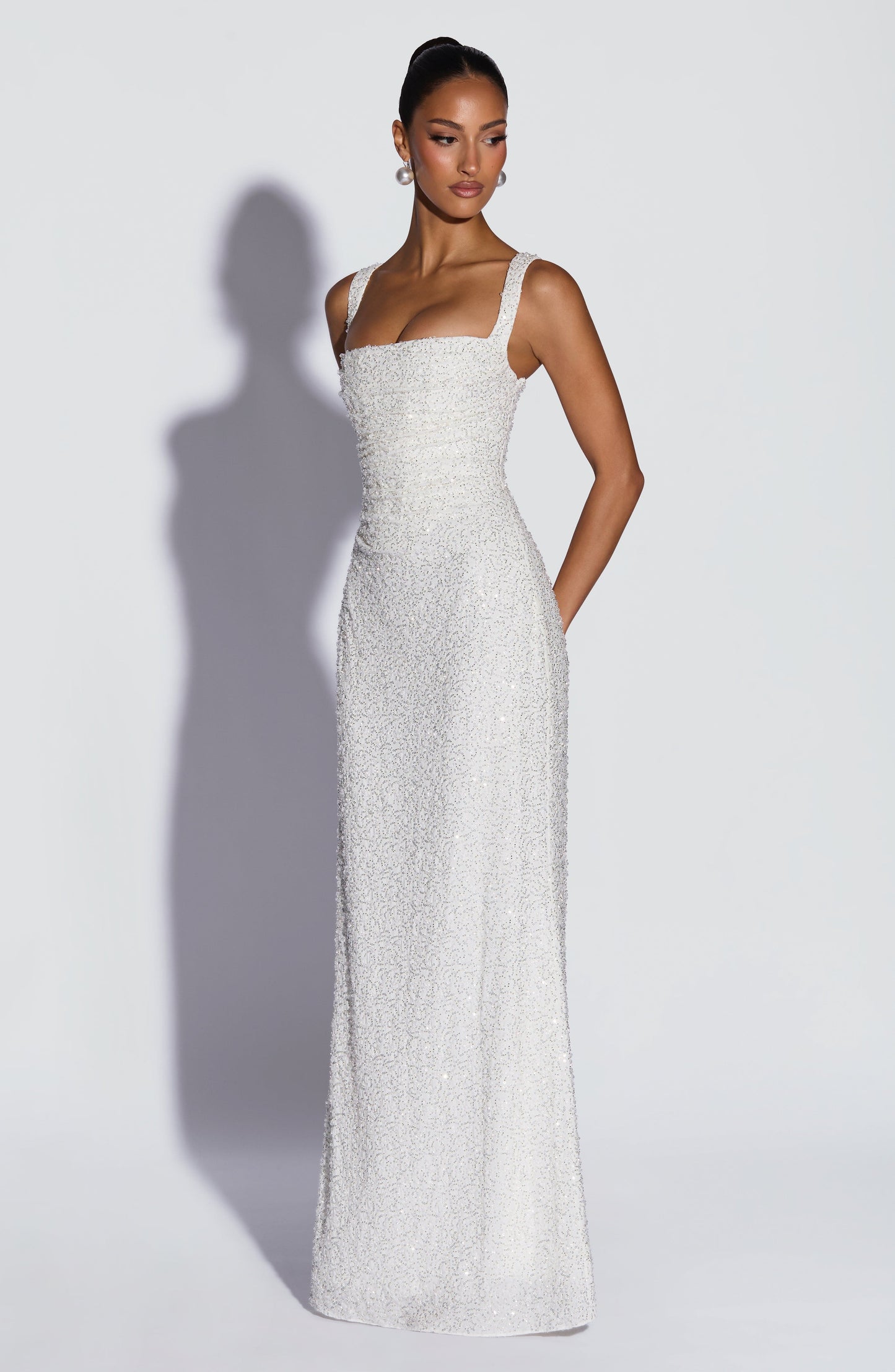 Nayara | Vestido largo blanco con marfil brillante